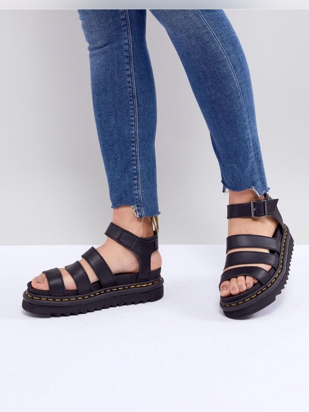 Dr. Martens Blaire Black Hydro Leather Strap Platform Sandals Sz 10 / EU 42